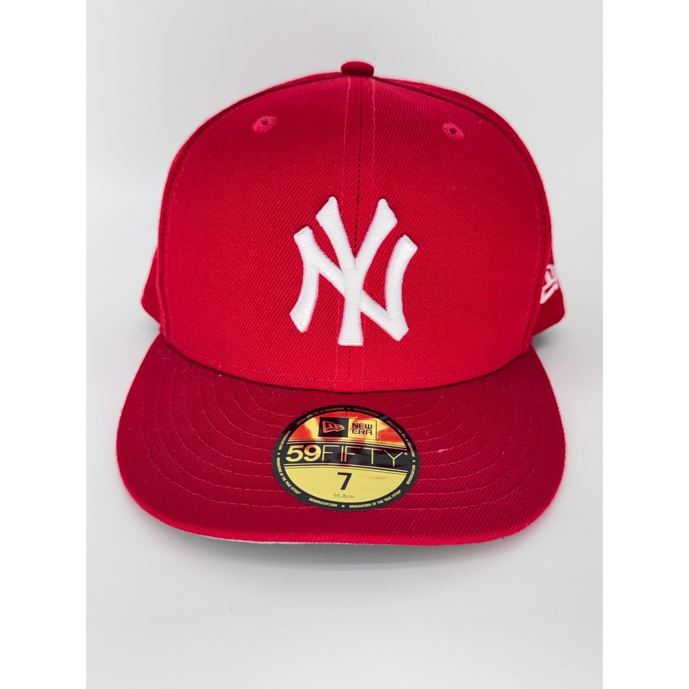 New Era 59FIFTY NY Yankees Fitted Hat Size 7 Red‎ MLB Baseball Cap
